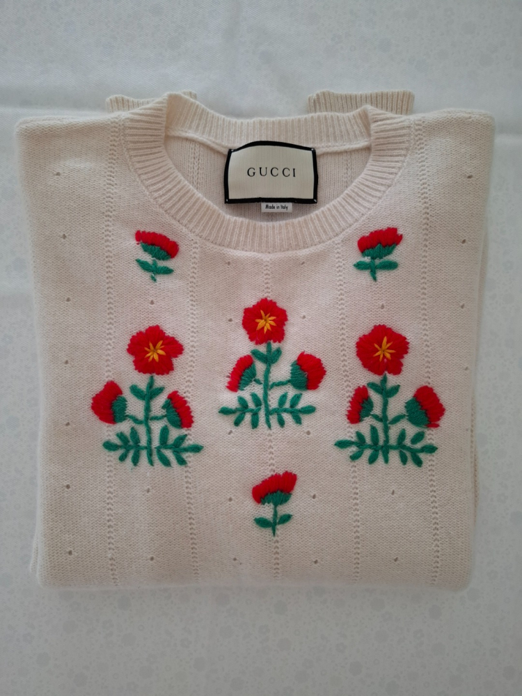 Gucci Luxuriöser Pullover aus bestickter Wolle