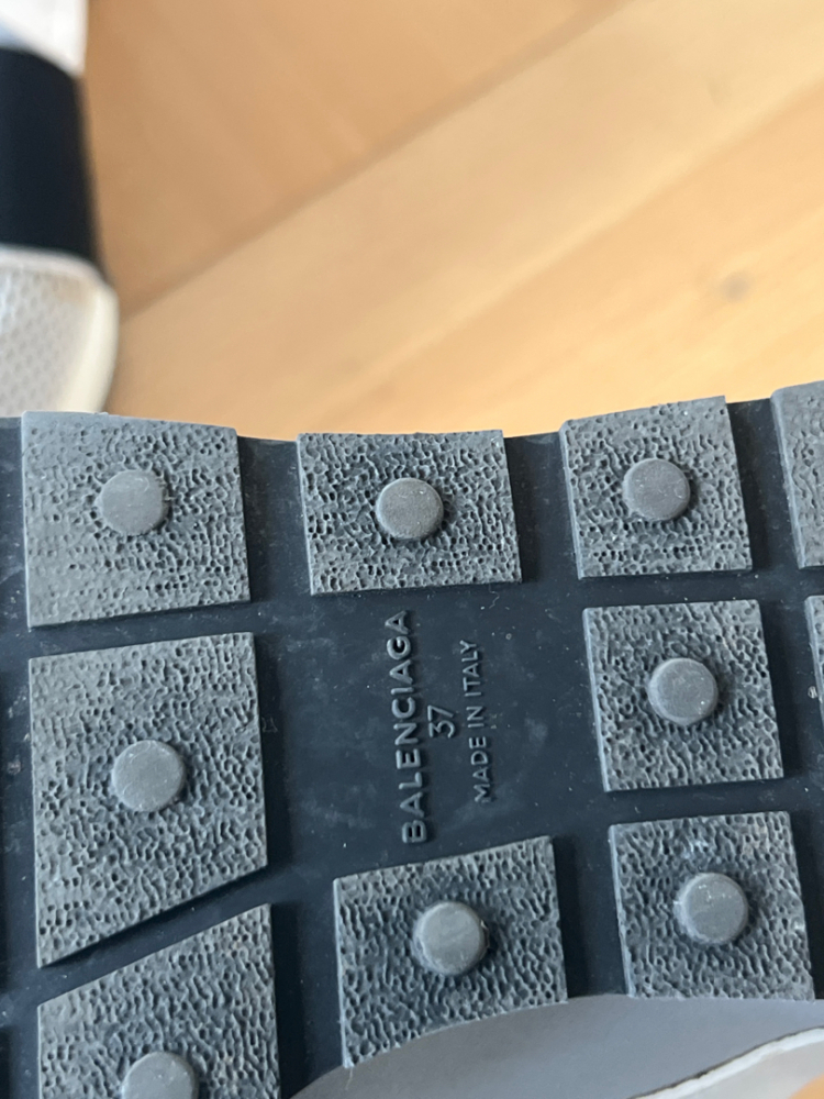 Balenciaga Runners