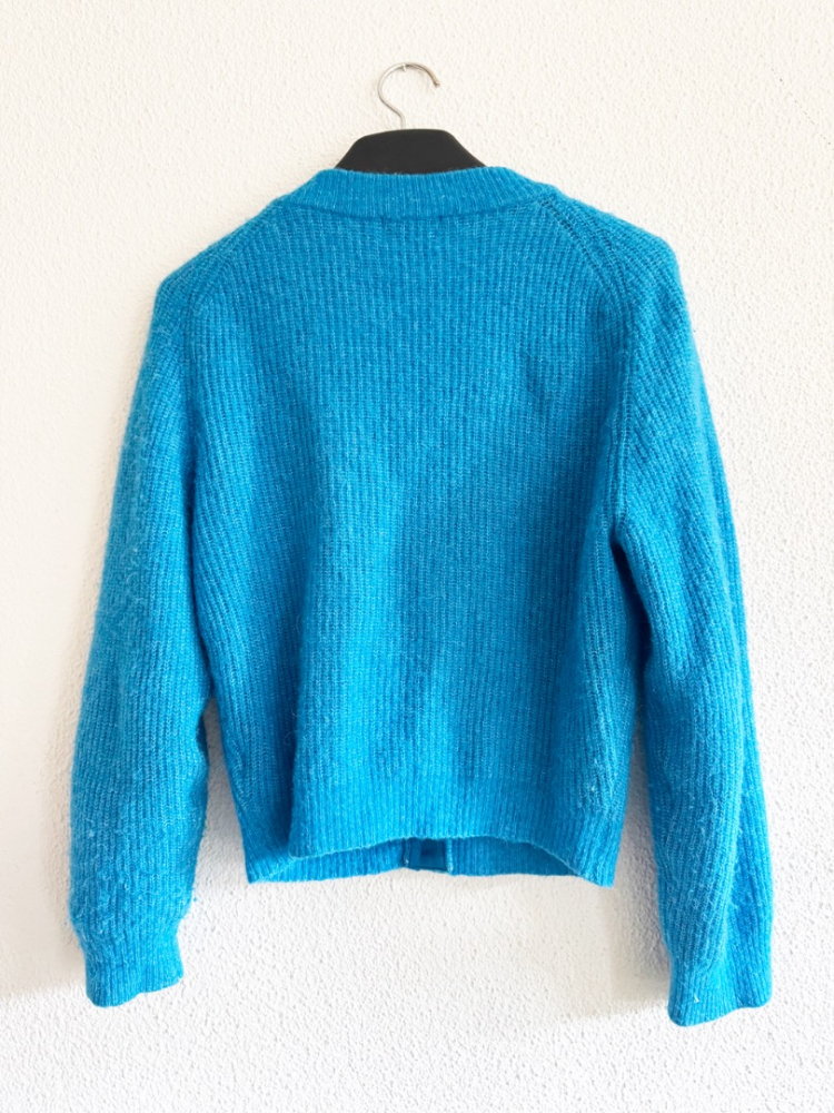 Ganni Veste en laine turquoise avec boutons en strass