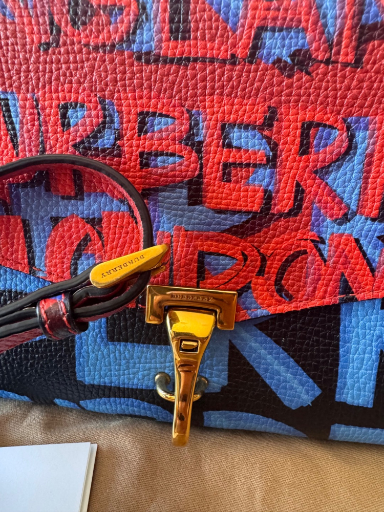 Burberry Sac Graffiti en édition limitée