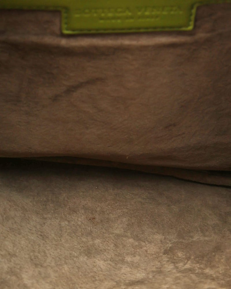 Bottega Veneta Medium Intrecciato Hobo Bag