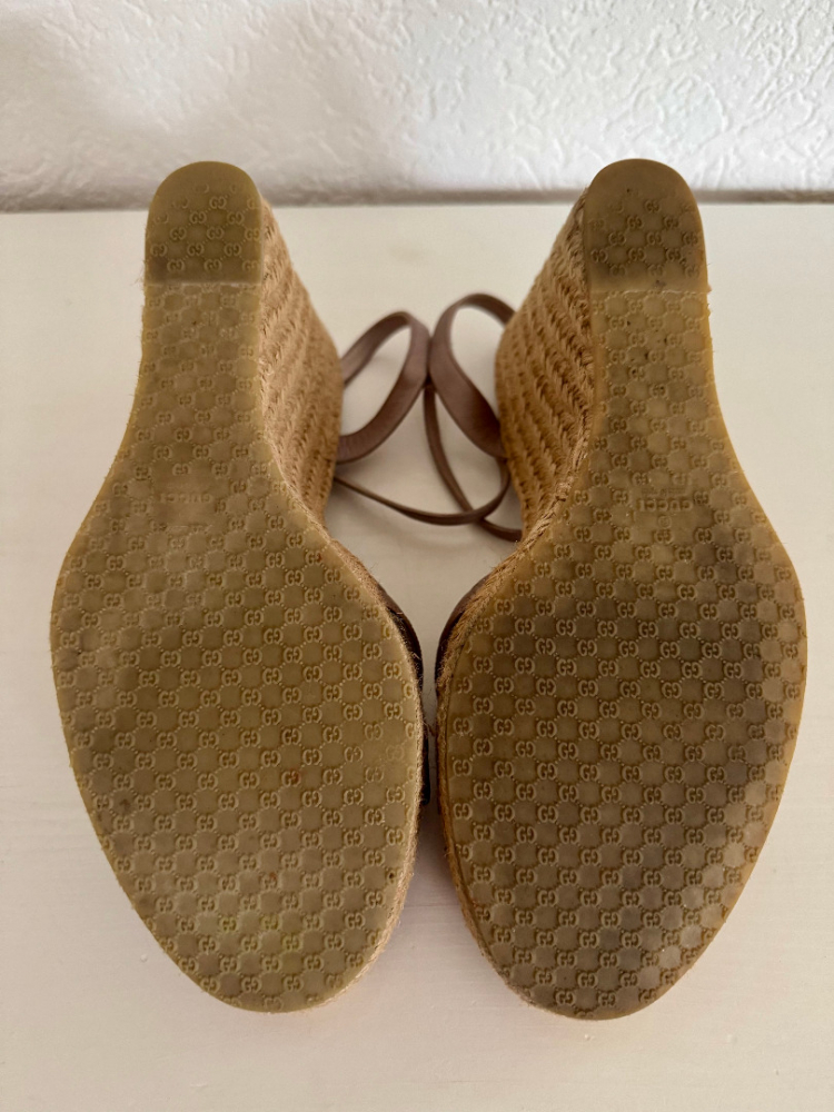 Gucci Leather sandals