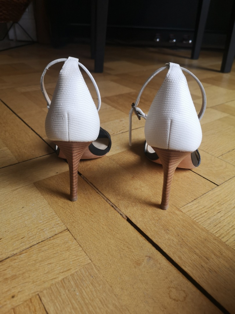 Calvin Klein Schwarz und weiß