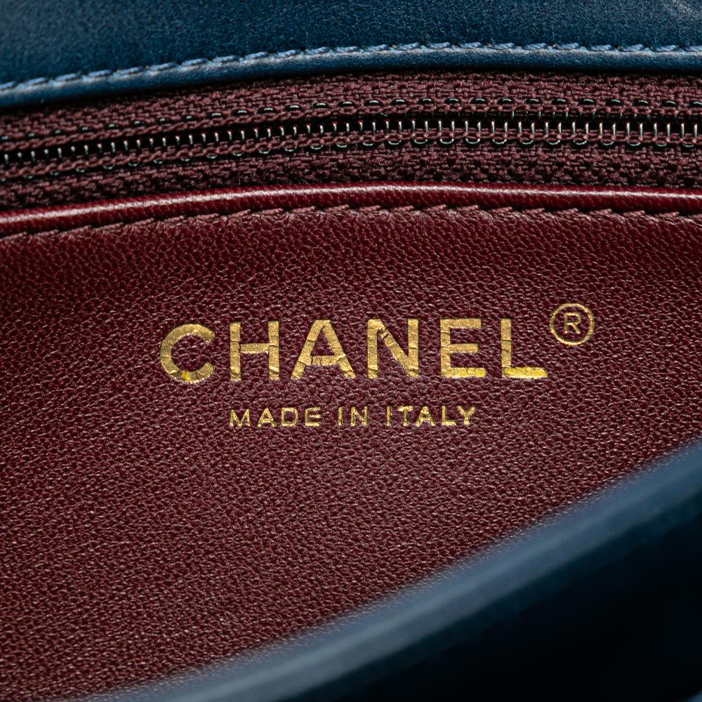 Chanel B Chanel Blue Dark Blue Calf Leather Small Quilted skin Straight Lined Flap Italy