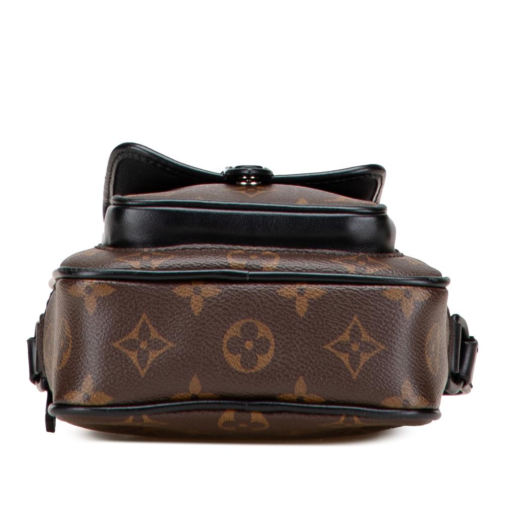 Louis Vuitton B Louis Vuitton Brown Monogram Canvas Fabric Monogram Macassar Christopher Wearable France