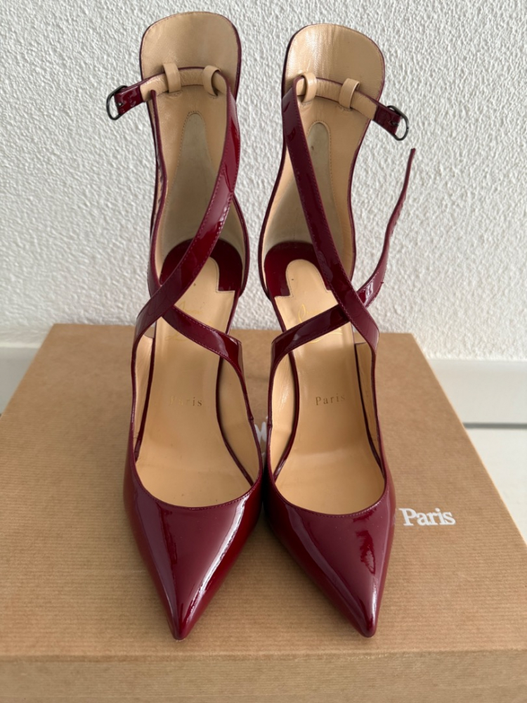 Christian Louboutin Marlenarock 100 Patent R106 Carmin