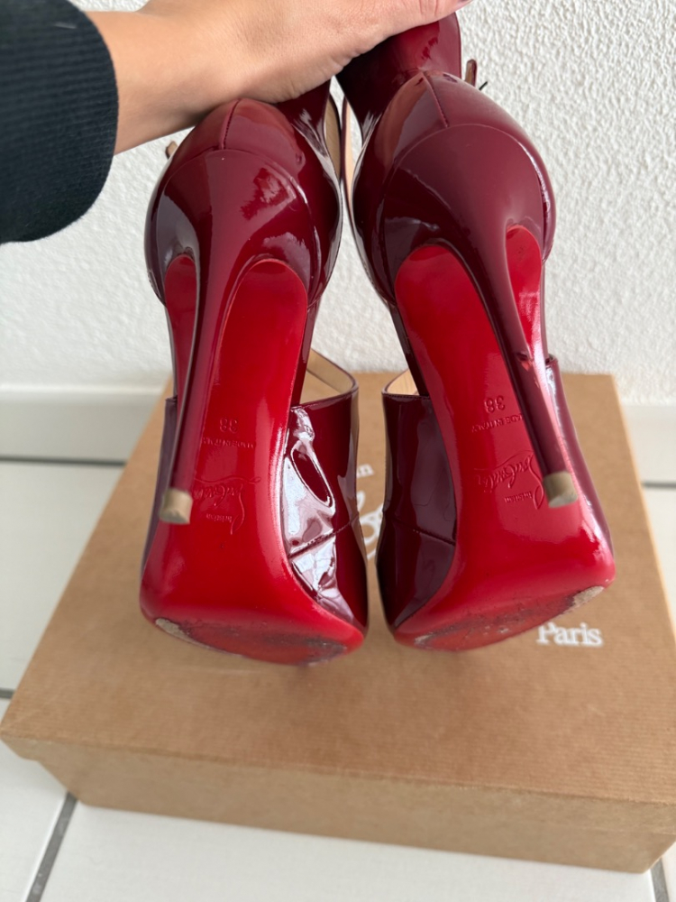 Christian Louboutin Marlenarock 100 Patent R106 Carmin