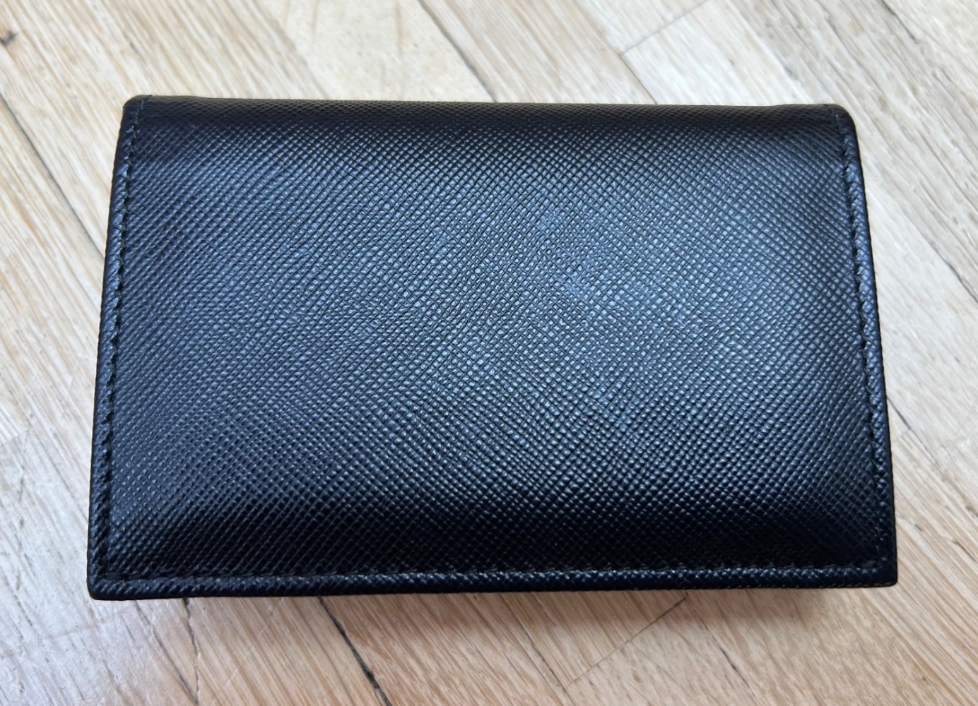 Prada Saffiano Leder Kartenetui