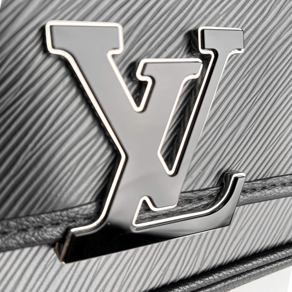 Louis Vuitton Buci Epi Leather Flap Crossbody Black