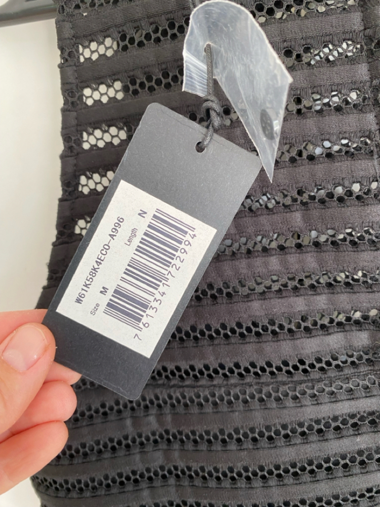 Guess Petite robe noire