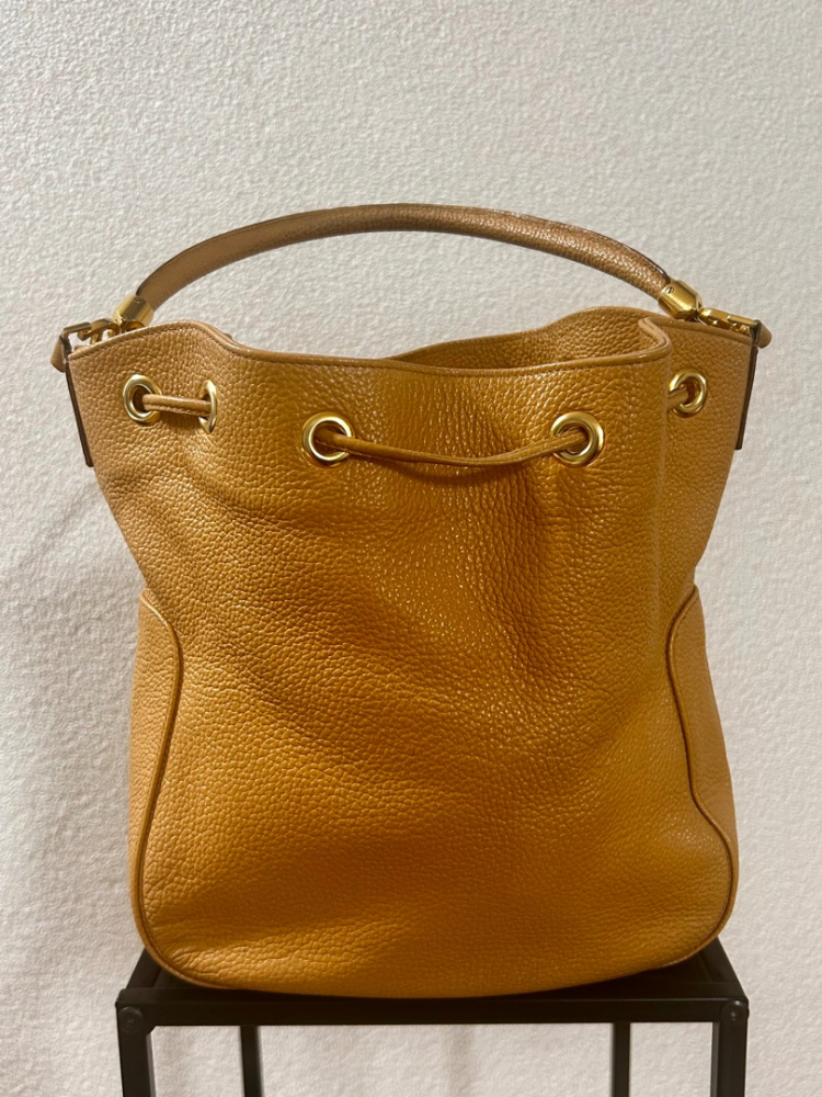 Aigner Hand- oder Schultertasche