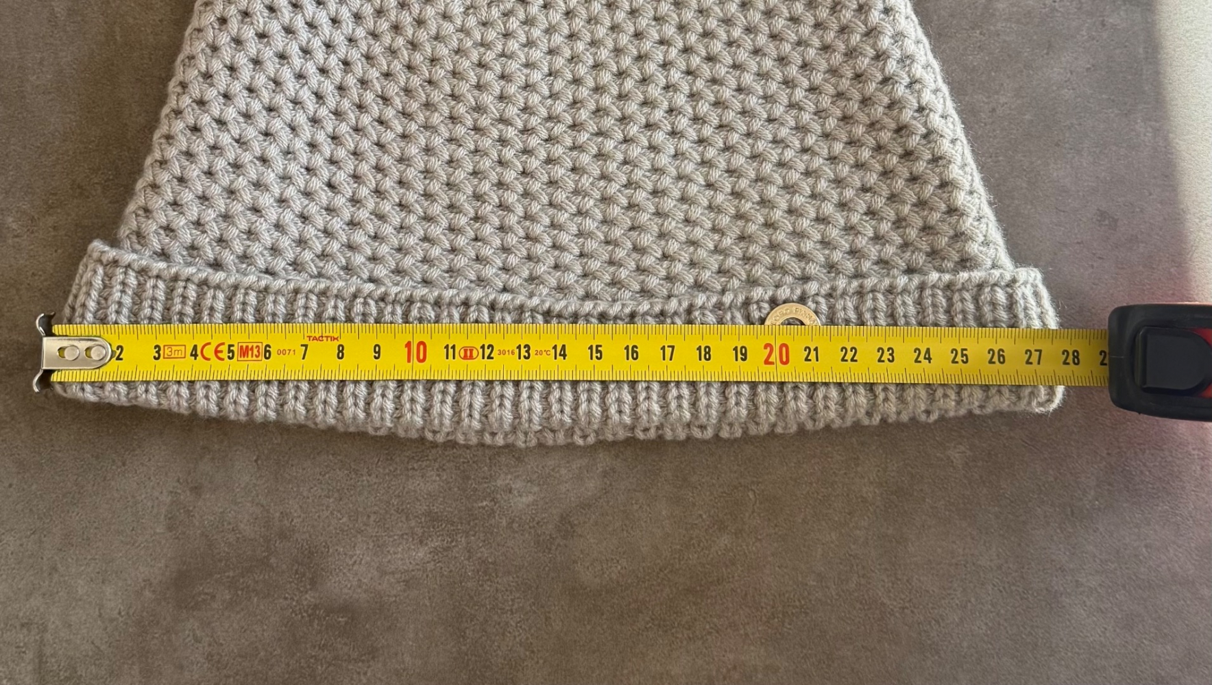 Loro Piana Chapeau en cachemire Etaupe