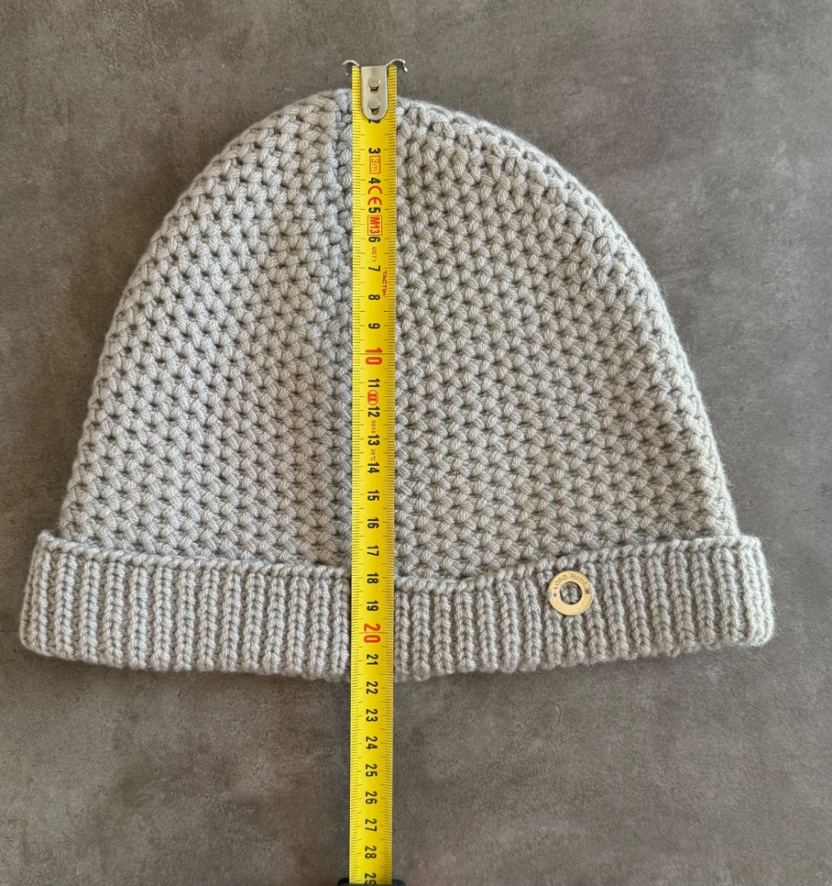 Loro Piana Chapeau en cachemire Etaupe