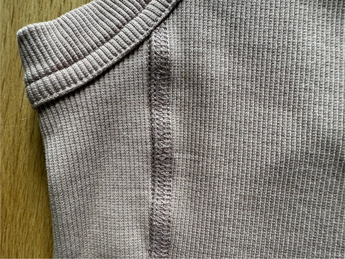 Tibi Tank-Bodysuit mit offenem Rücken und Racerback!