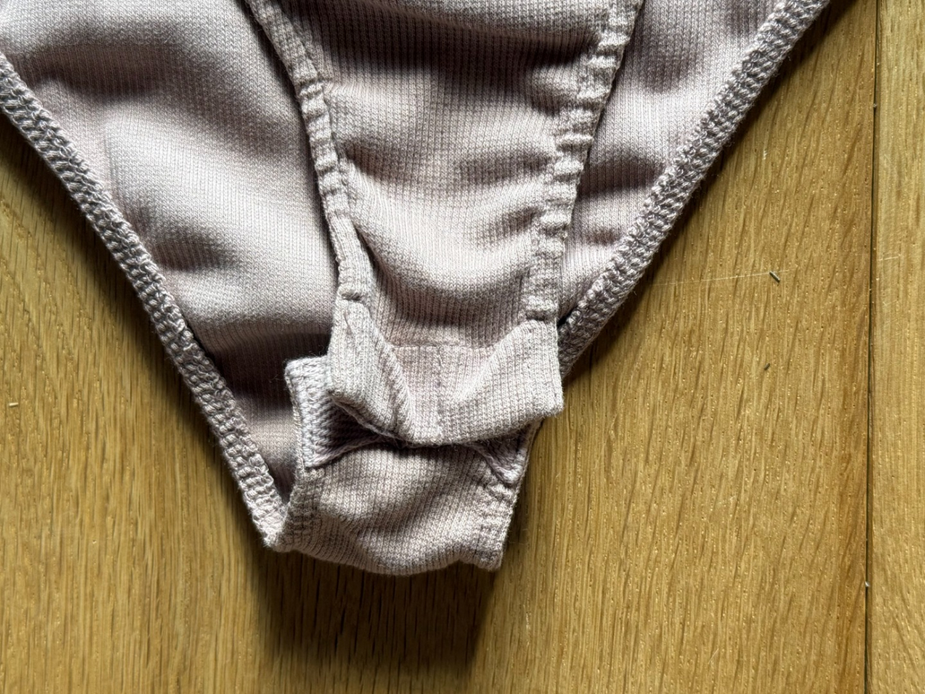 Tibi Tank-Bodysuit mit offenem Rücken und Racerback!