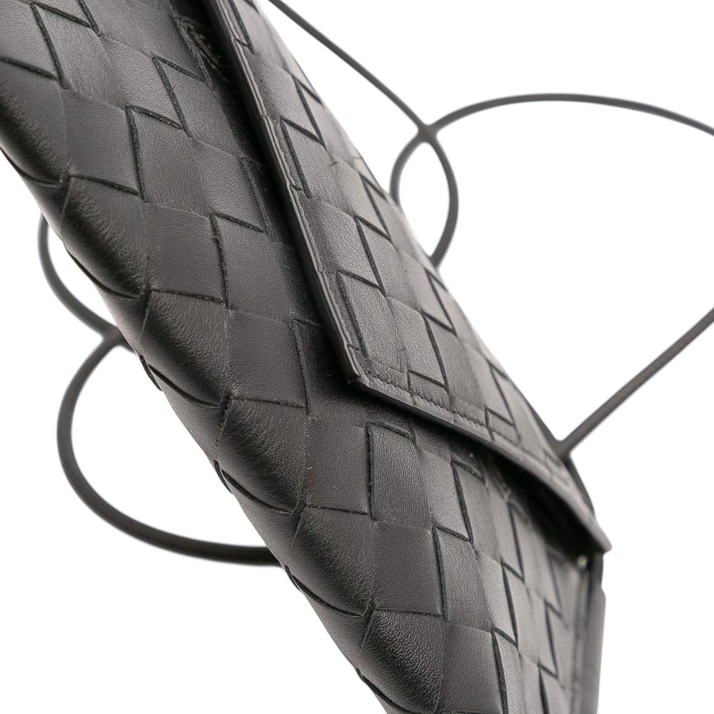 Bottega Veneta AB Bottega Veneta Black Calf Leather skin Intrecciato Solstice Phone Pouch Italy