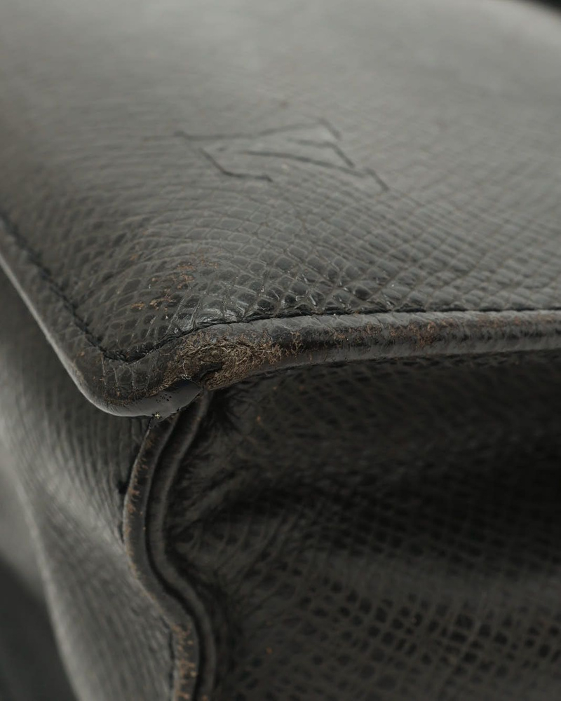 Louis Vuitton Taiga Selenga Clutch Bag