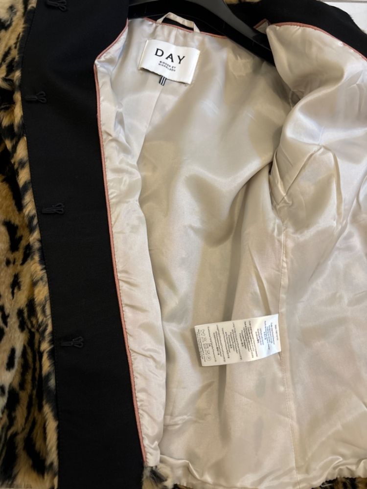 DAY Birger et Mikkelsen Veste en fausse fourrure léopard