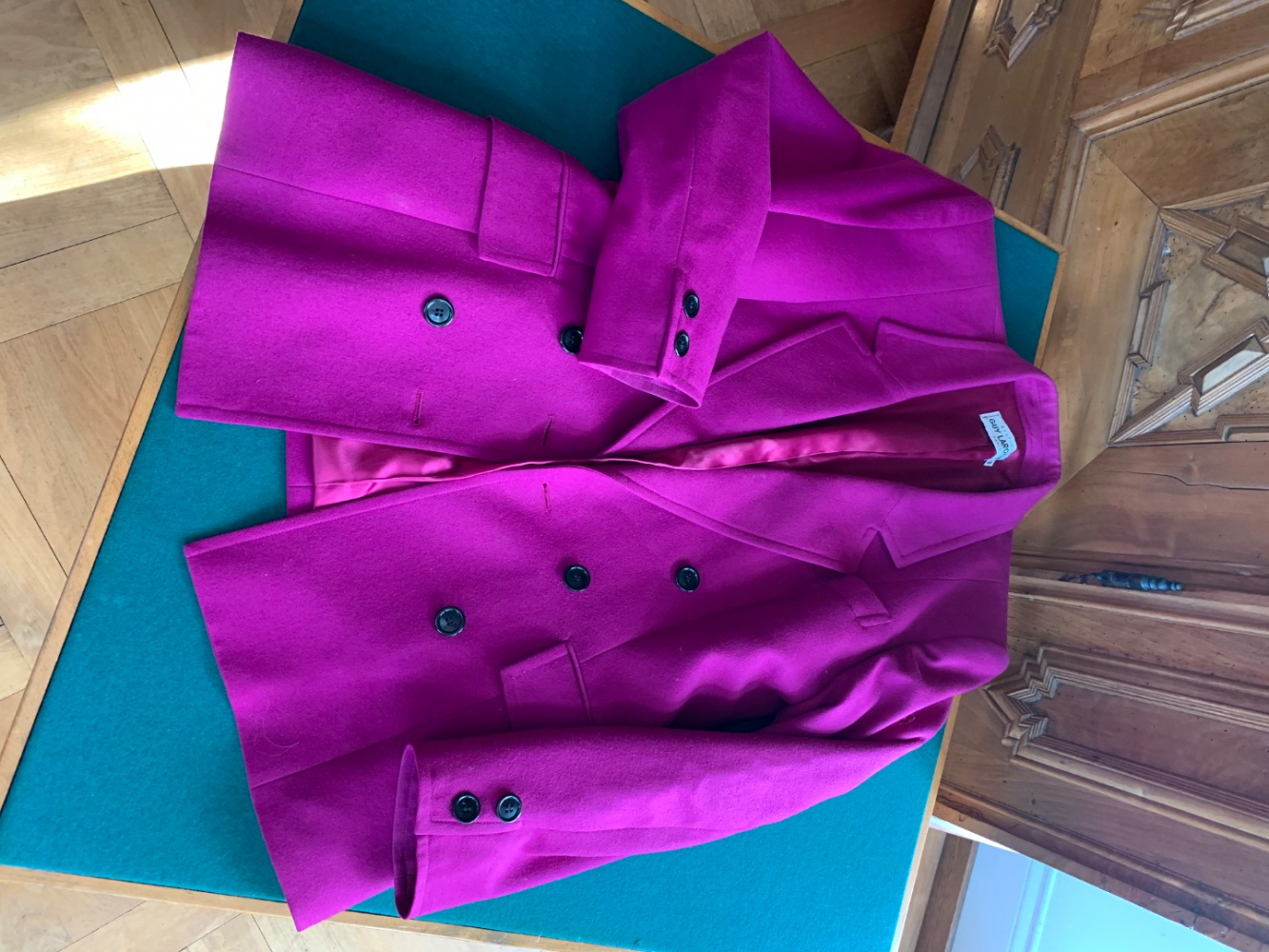 Guy Laroche Paris wool blazer