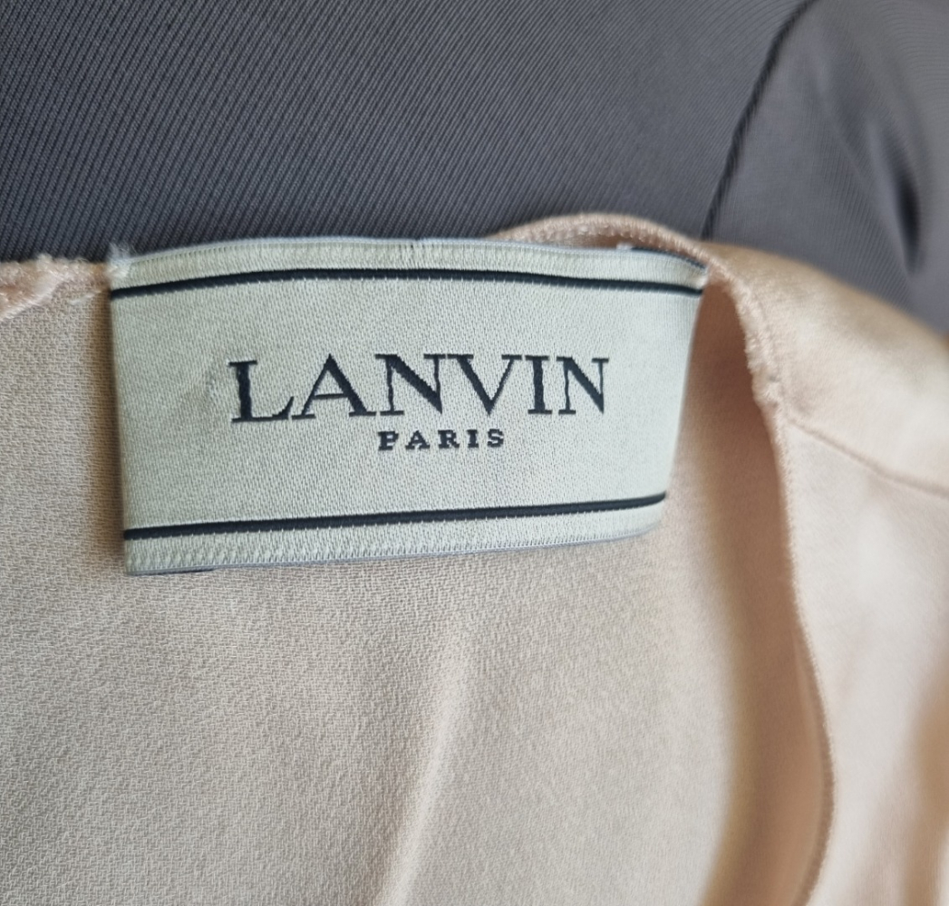 Lanvin Elegant pale pink blouse