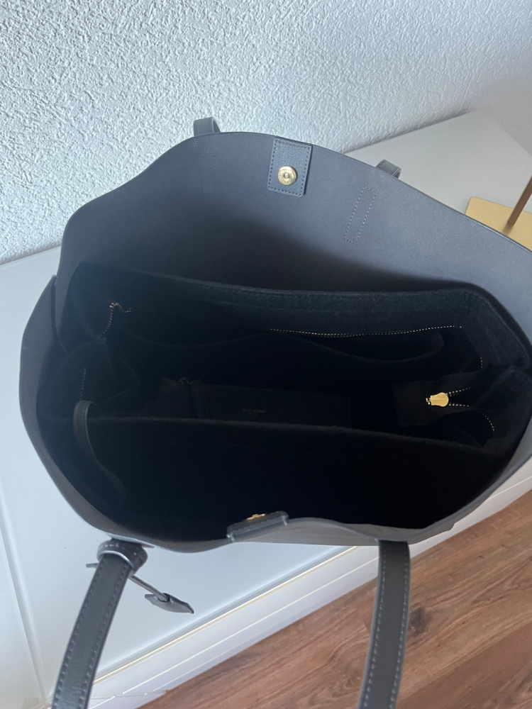 Saint Laurent Shopping tote