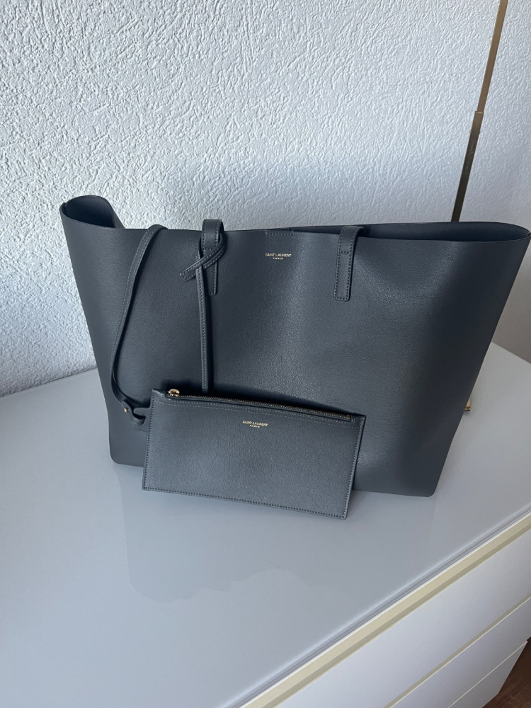 Saint Laurent Shopping tote