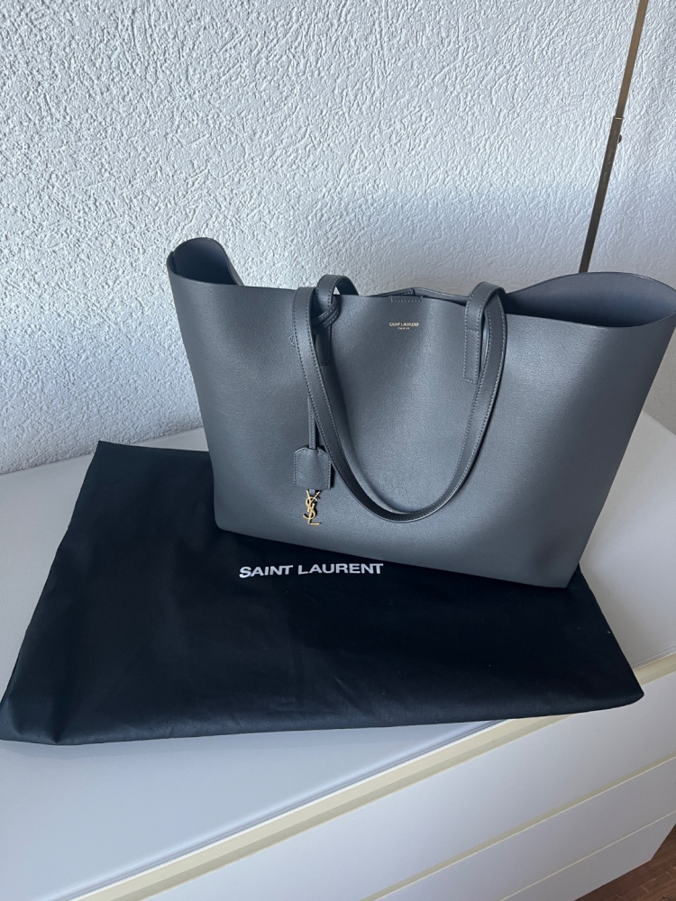 Saint Laurent Shopping tote