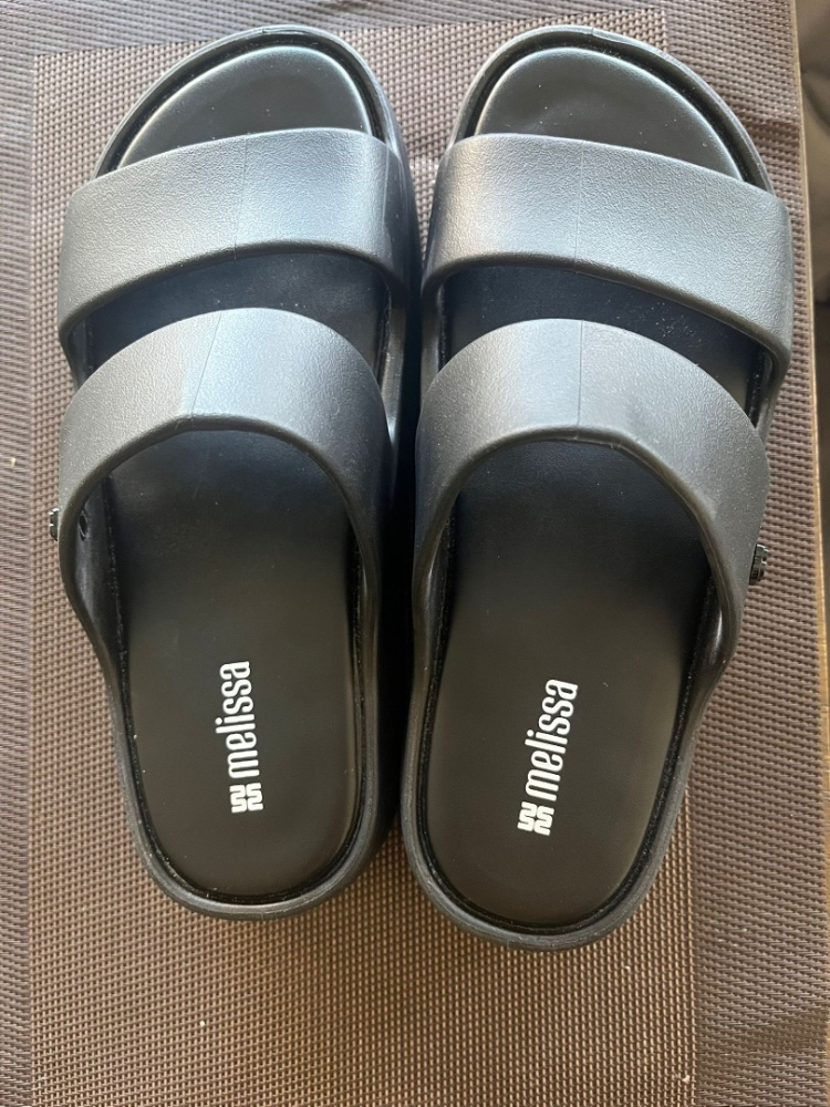 Melissa FREI ZUGÄNGLICHE PLATTFORM