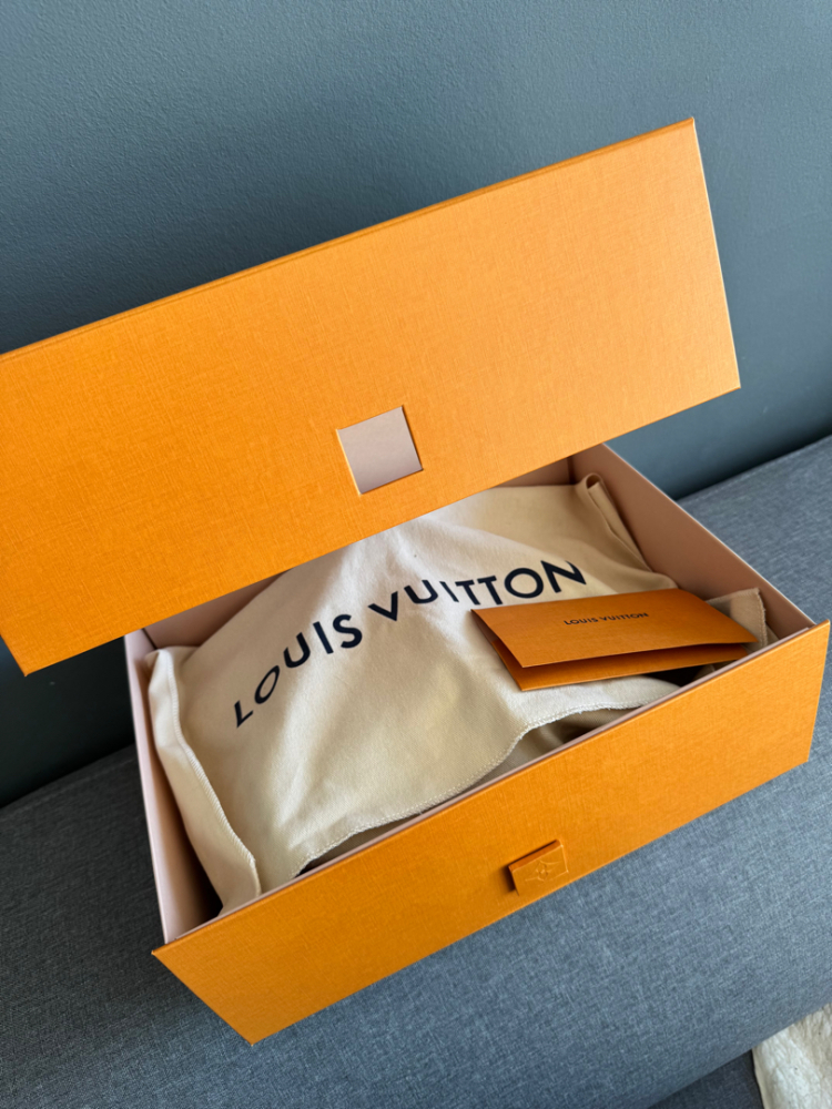 Louis Vuitton x Takashi Murakami Cherry Neverfull Inside Out