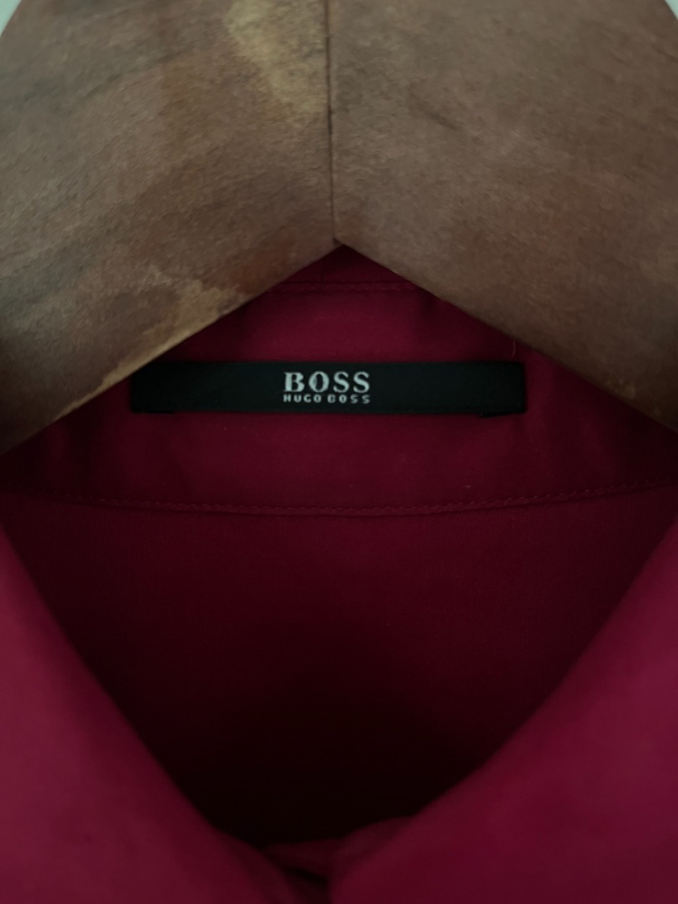Boss Anspruchsvolles Hemd in Burgunderrot