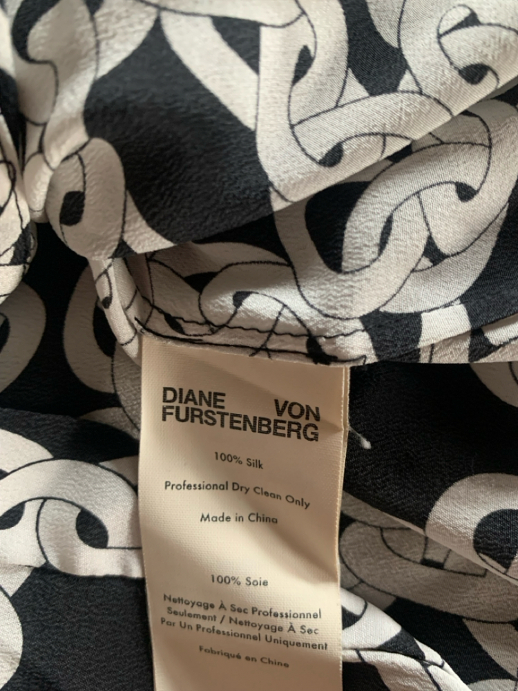 Diane von Furstenberg Seidenbluse Klassiker