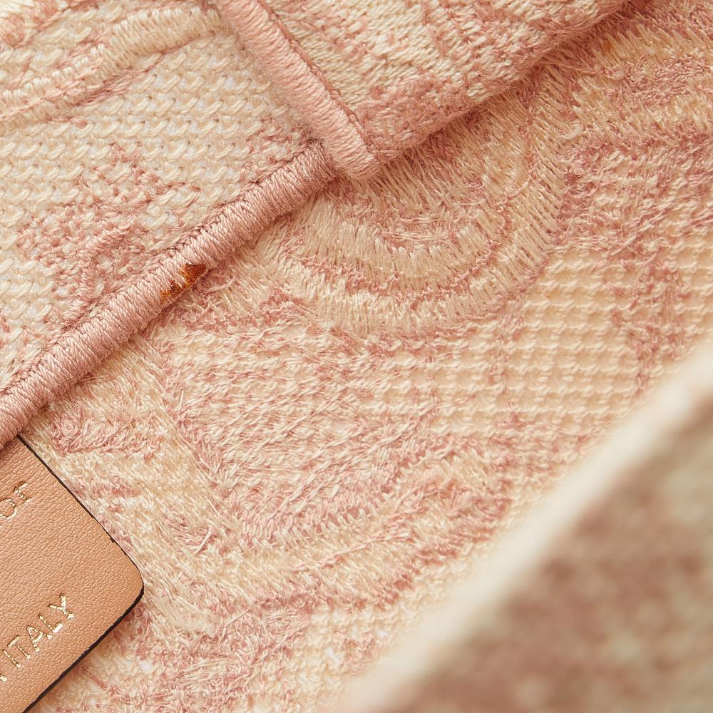 Christian Dior B Dior Pink Light Pink Canvas Fabric Medium Toile de Jouy Book Tote Italy