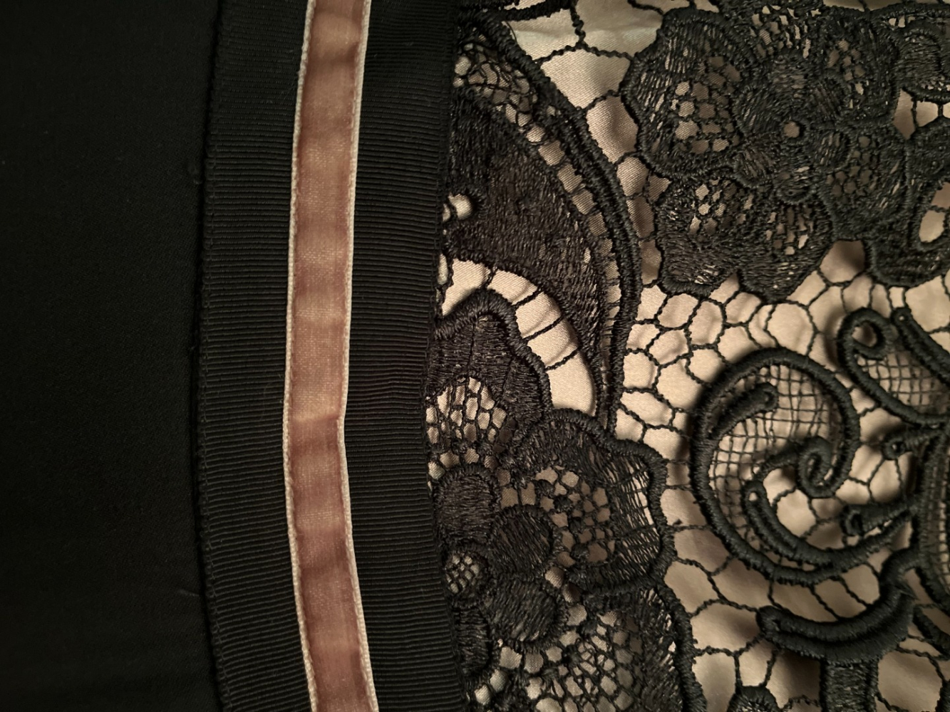 123 Un Deux Trois Vintage Abendkleid aus schwarzer Spitze