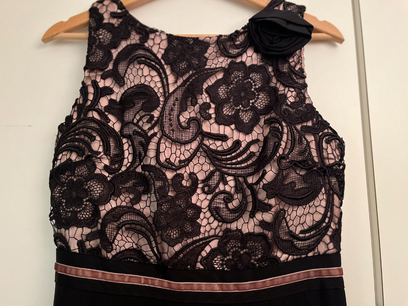 123 Un Deux Trois Vintage Abendkleid aus schwarzer Spitze