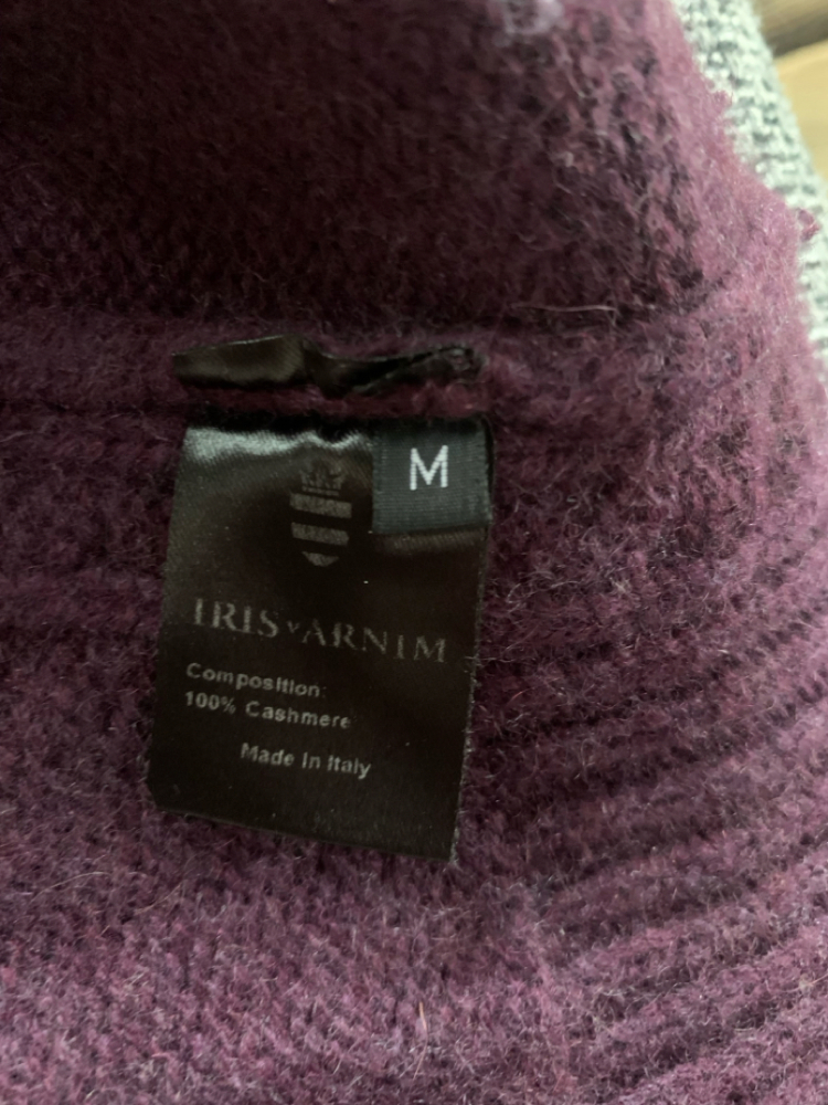 Iris Von Arnim Short cashmere cardigan