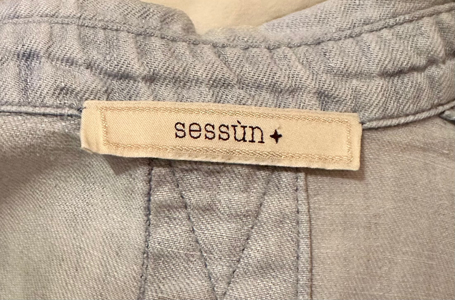 Sessun Oversize-Hemd aus Leinen mit verwaschenem Jeans-Effekt Sessun