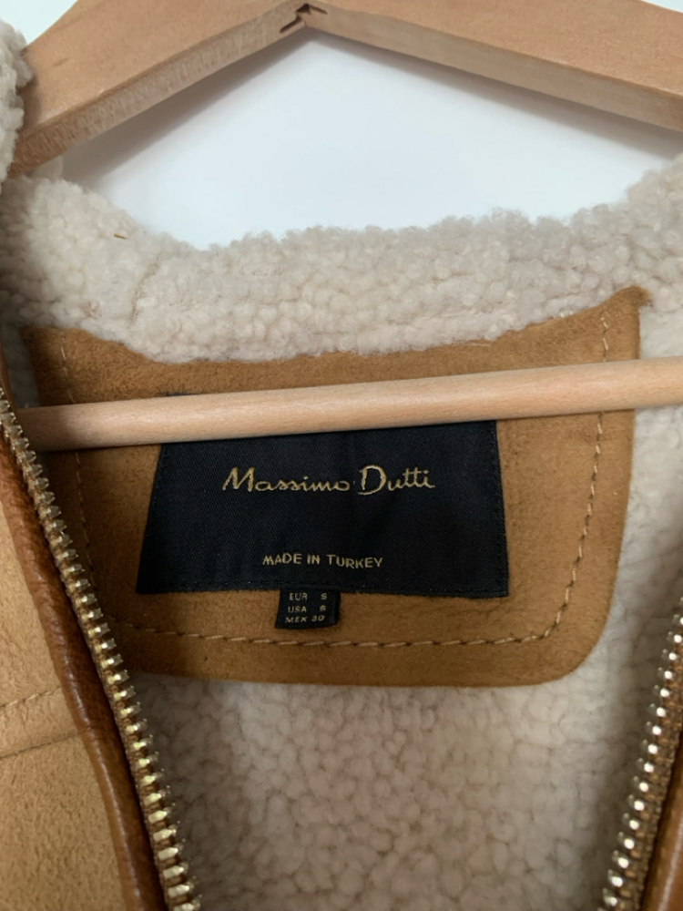 Massimo Dutti Manteau en daim doublé de fourrure d'agneau