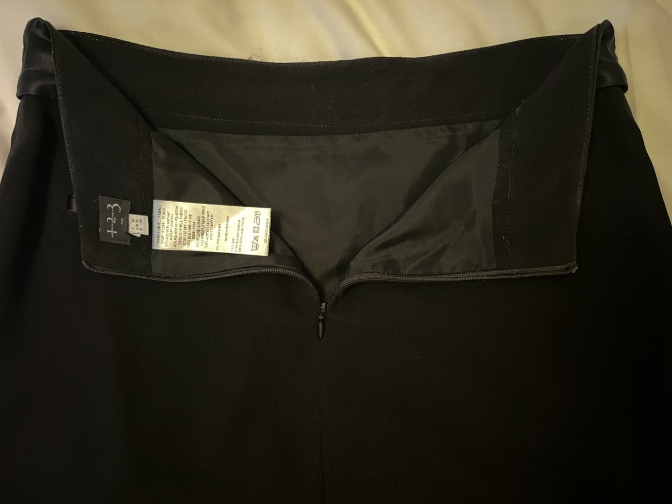 123 Paris Black pencil skirt with satin details