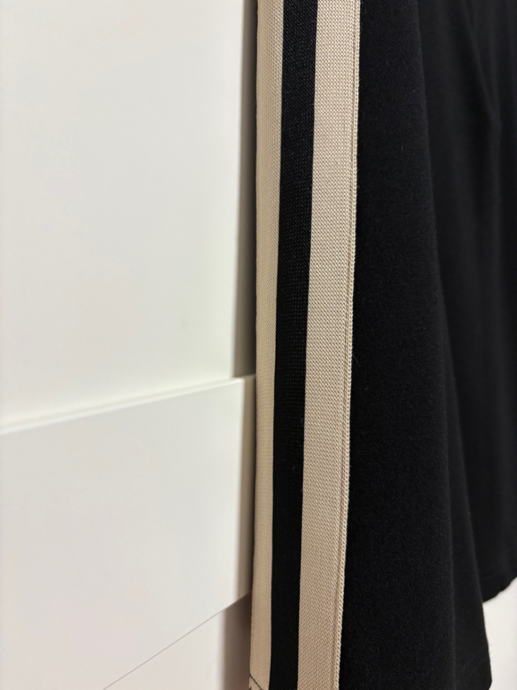 Benetton Jupe courte évasée