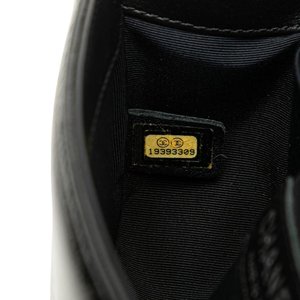 Chanel B Chanel Black Patent Leather Leather Small Quilted Patent Boy Flap Italy