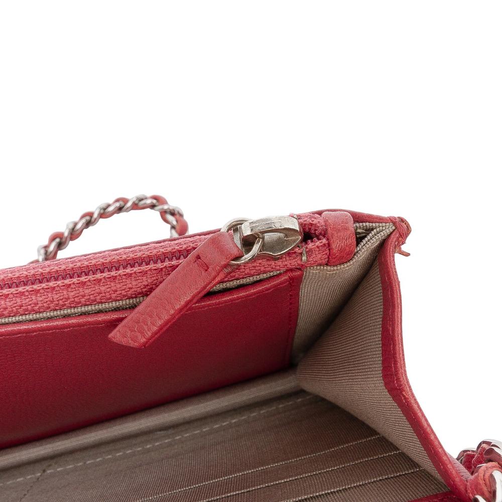 Chanel B Chanel Red Caviar Leather Leather CC Caviar Sevruga Wallet On Chain Italy