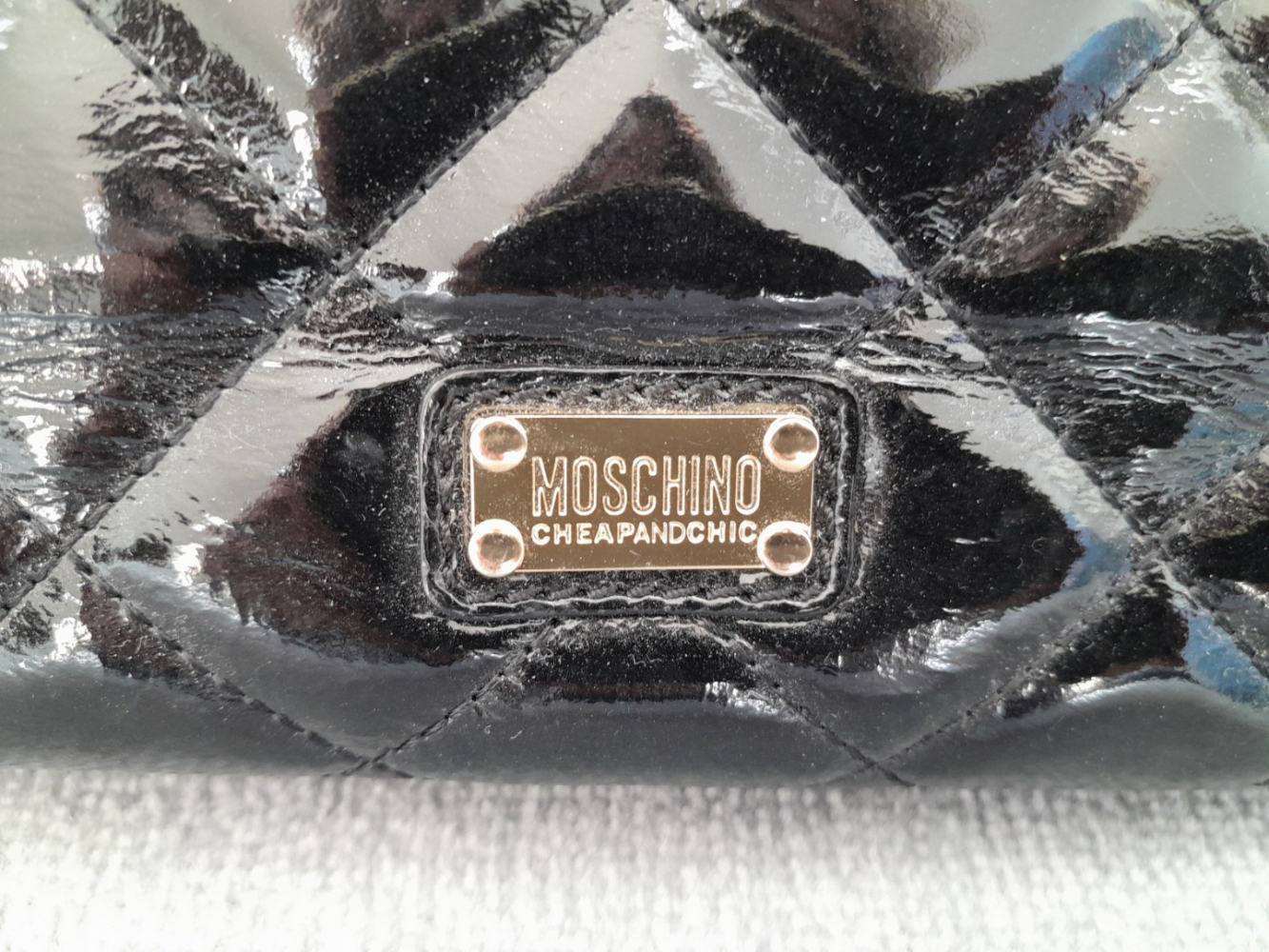 CHEAP & CHIC Moschino Automne