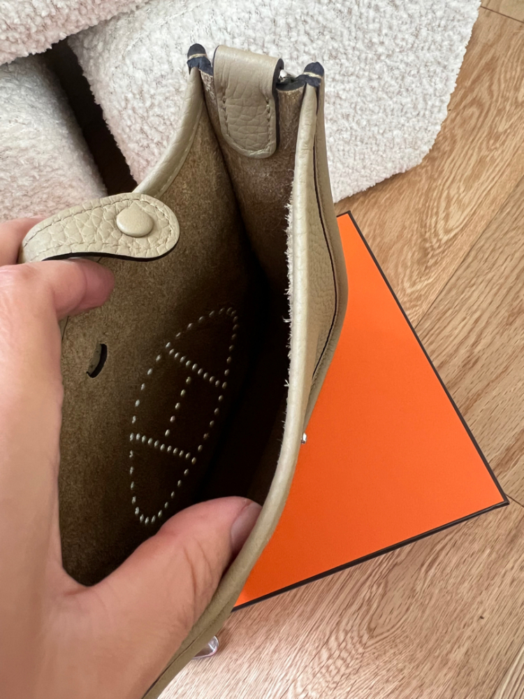 Hermès Mini Evelyne 16