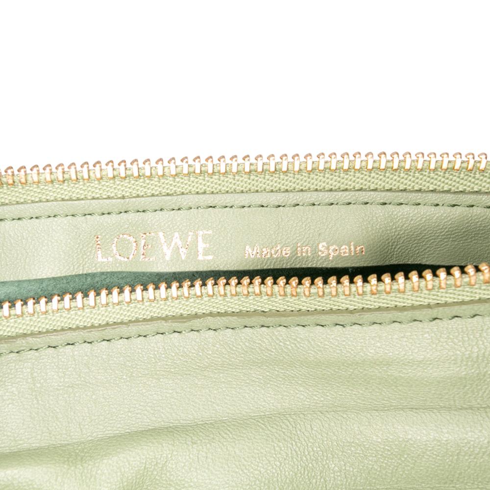 Loewe B LOEWE Green Mint Lambskin Leather Leather Pleated Lambskin Bracelet Pouch Spain