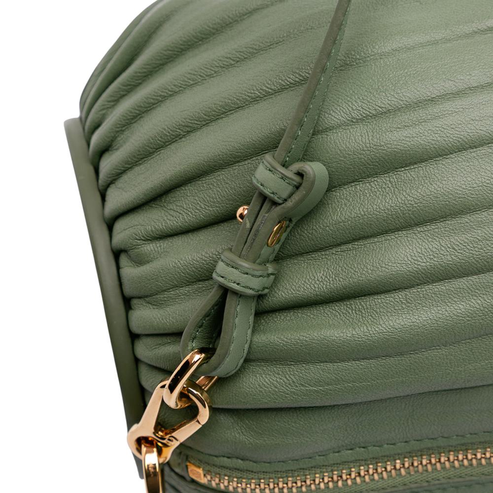 Loewe B LOEWE Green Mint Lambskin Leather Leather Pleated Lambskin Bracelet Pouch Spain