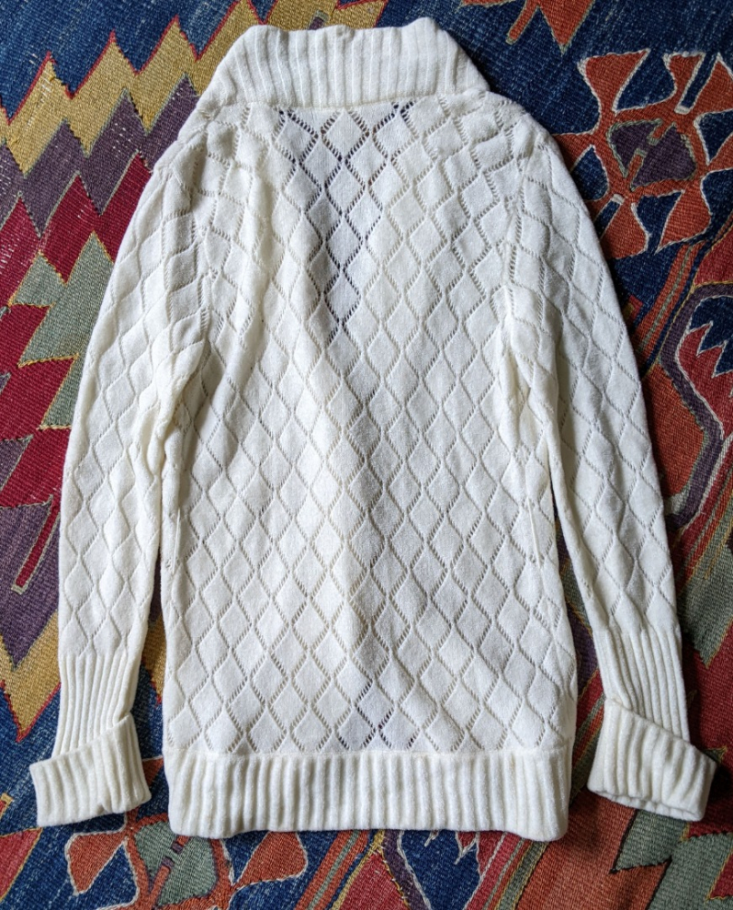 Escada Weiche und leichte Eierschalen-Strickjacke 36