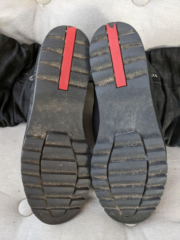 Prada Black leather flat boots, used look 39