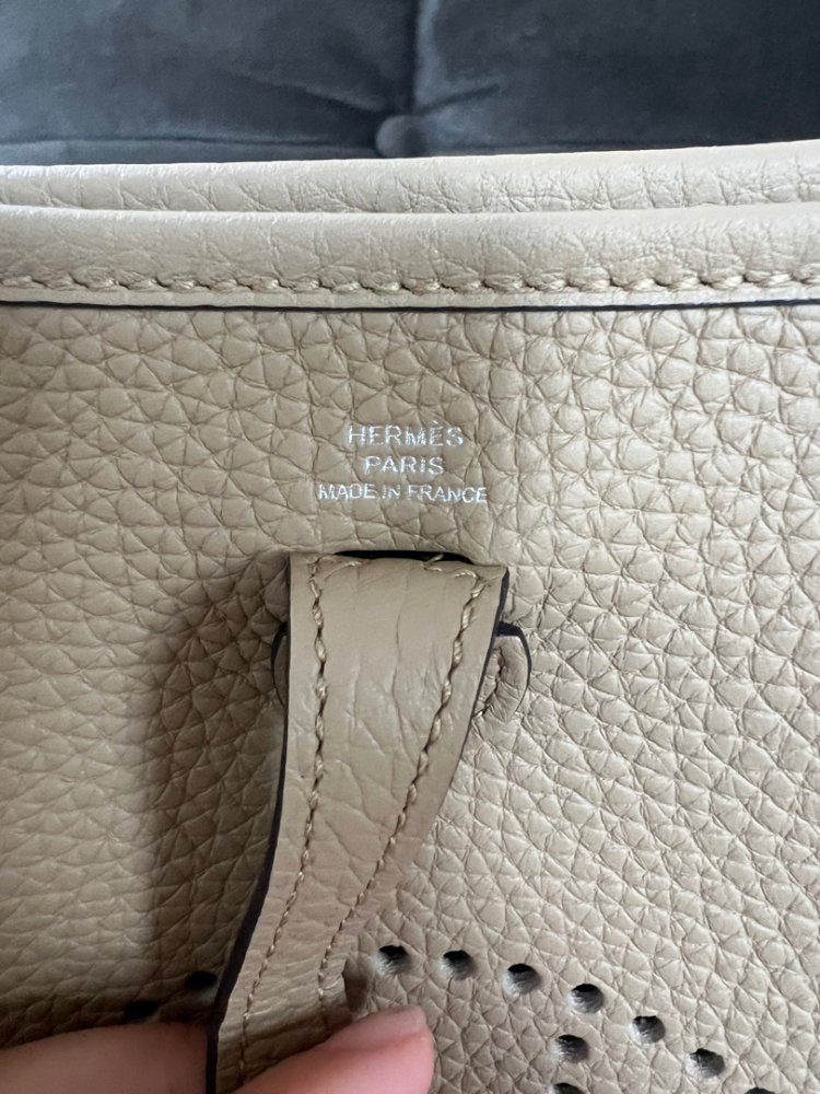 Hermès Mini Evelyne 16
