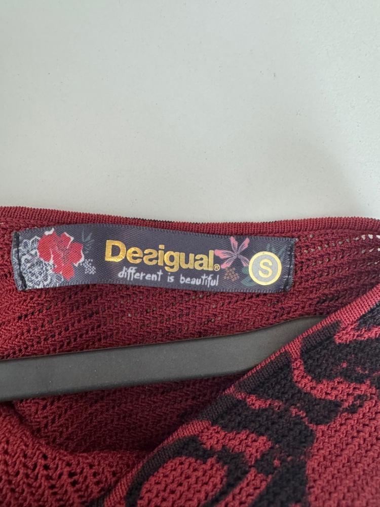 Desigual Pullover mit Rückenausschnitt