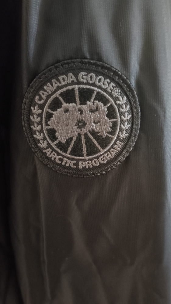 Canada Goose The Fraser Bomber reversible jacket Black label